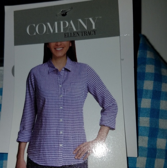 Button down top - Picture 3 of 3